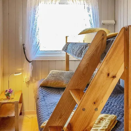 Two-bedroom In Lyngdal 1 Tatil Evi