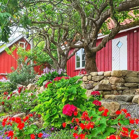 Two-bedroom In Lyngdal 1 Tatil Evi Korshamn (Vest-Agder)