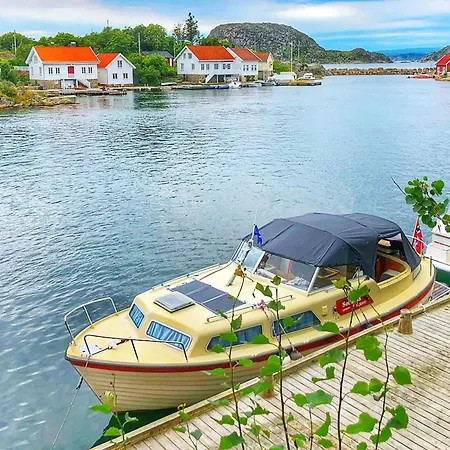 4 Person In Lyngdal-by Traum Korshamn (Vest-Agder)