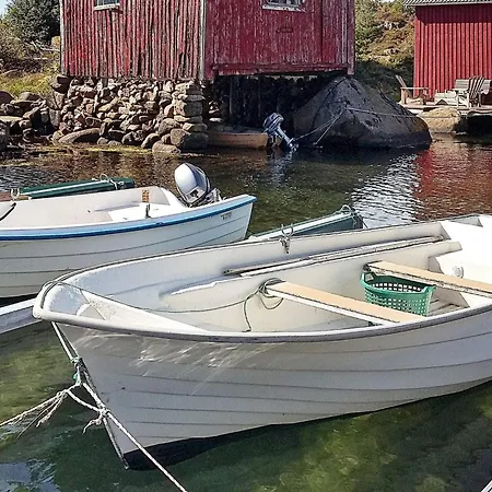 Дом отдыха 4 Person In Lyngdal-by Traum