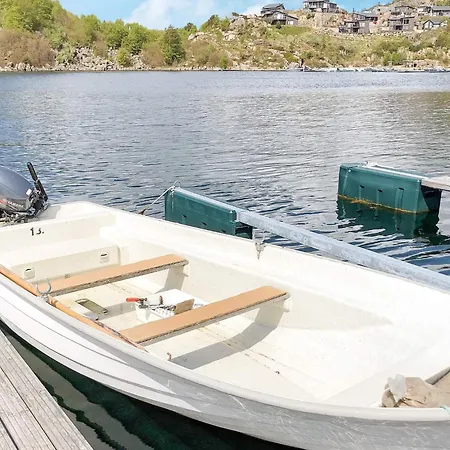 4 Person In Lyngdal-by Traum