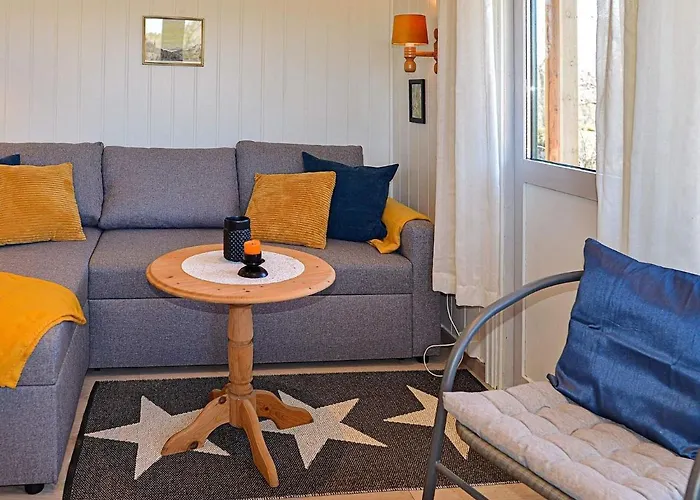 4 Person In Lyngdal-by Traum 別荘